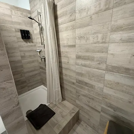 Soulfactory Budget Homestay Neu-Ulm